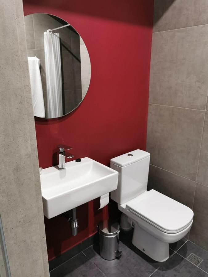 Red Cube Hotel Kamjanets-Podilskyj Exteriör bild